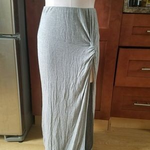 High slit skirt